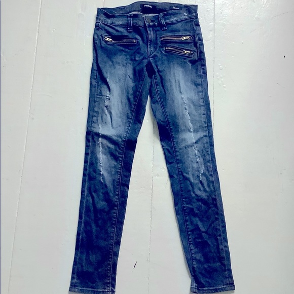 5/$25⭐️Bebe carmen Jean jegging 27 destroyed - Picture 1 of 7